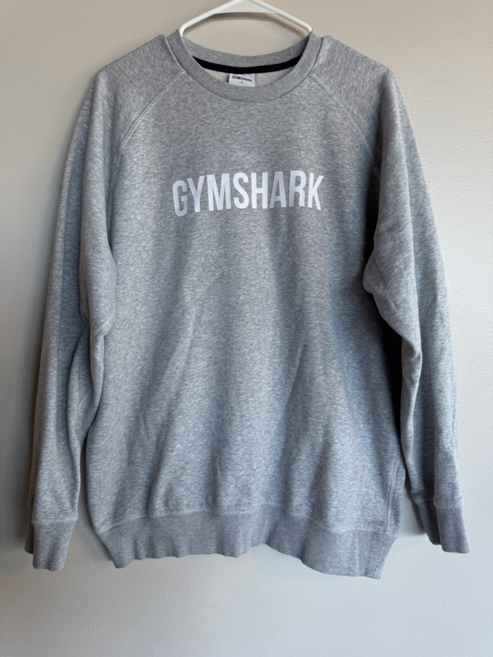 GYMSHARK Apollo Crewneck Sweatshirt Gray Heather White Logo Raglan Sleeve Large